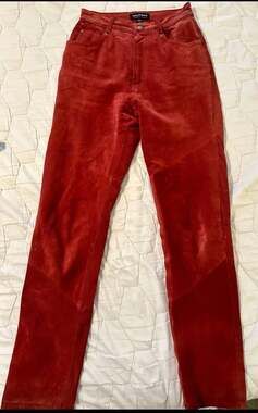 Wilsons The Leather Experts Red Suede Leather Pants Size 4 Vintage Straight Leg